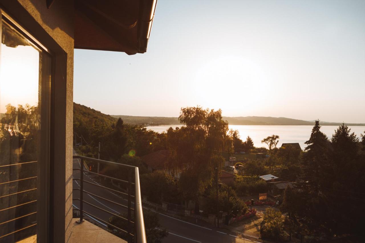 Horizont Dedine Aparthotel Golubac Exteriör bild