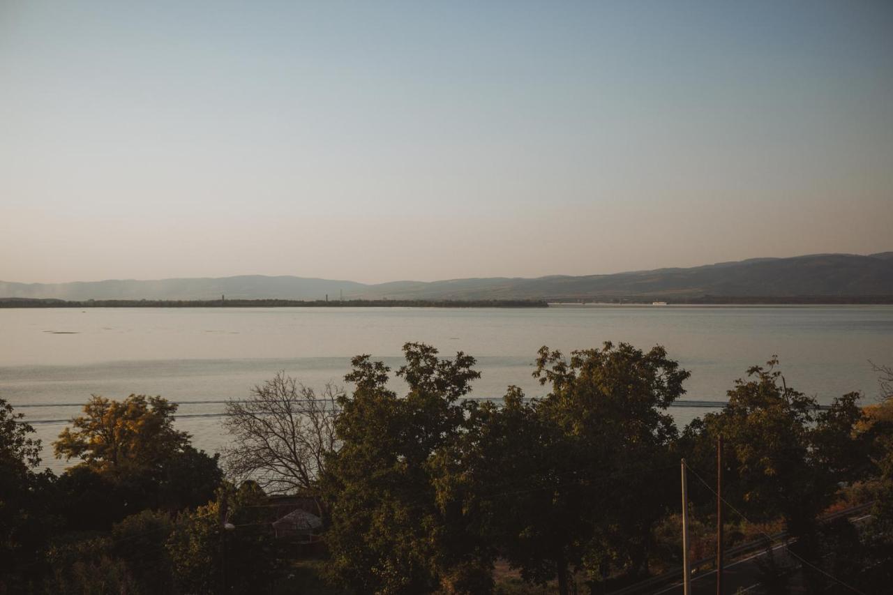 Horizont Dedine Aparthotel Golubac Exteriör bild